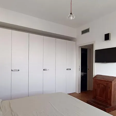 Apartamento Lotus Senna Milão